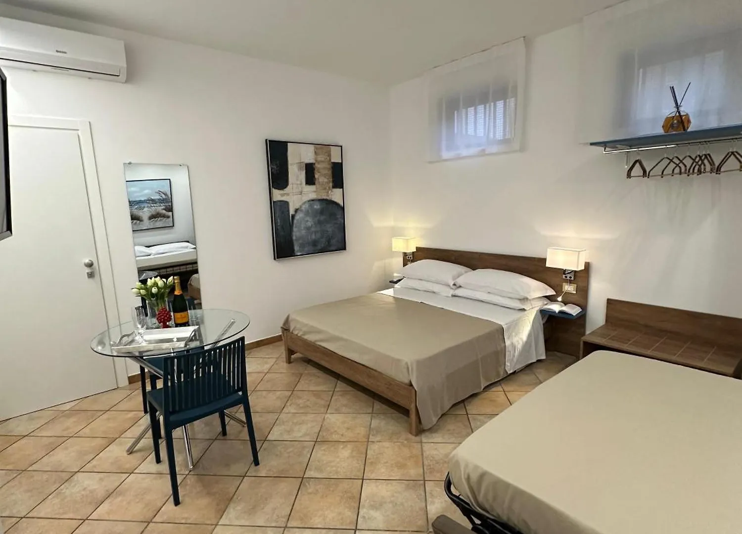Hotel Le Perle Di Naxos Giardini Naxos Affittacamere